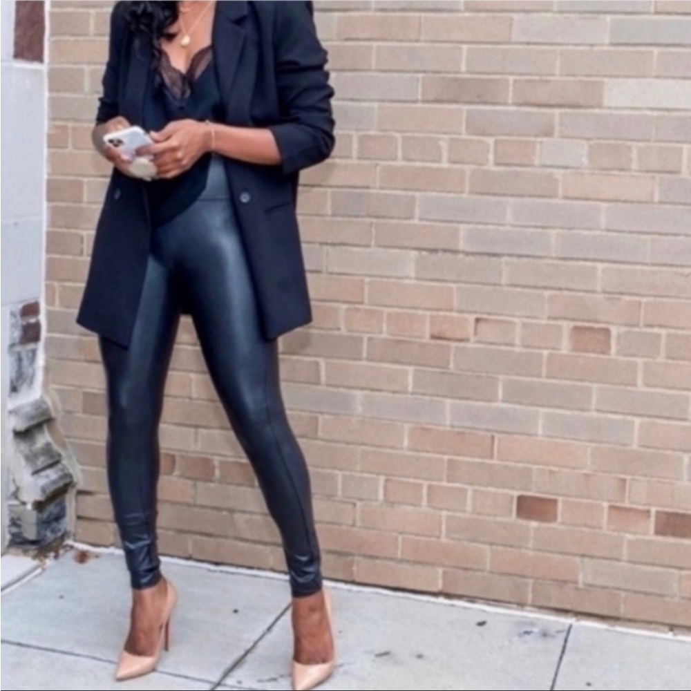 NEW Spanx Faux Leather Leggings, M, Black